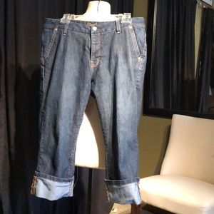 Zena capris